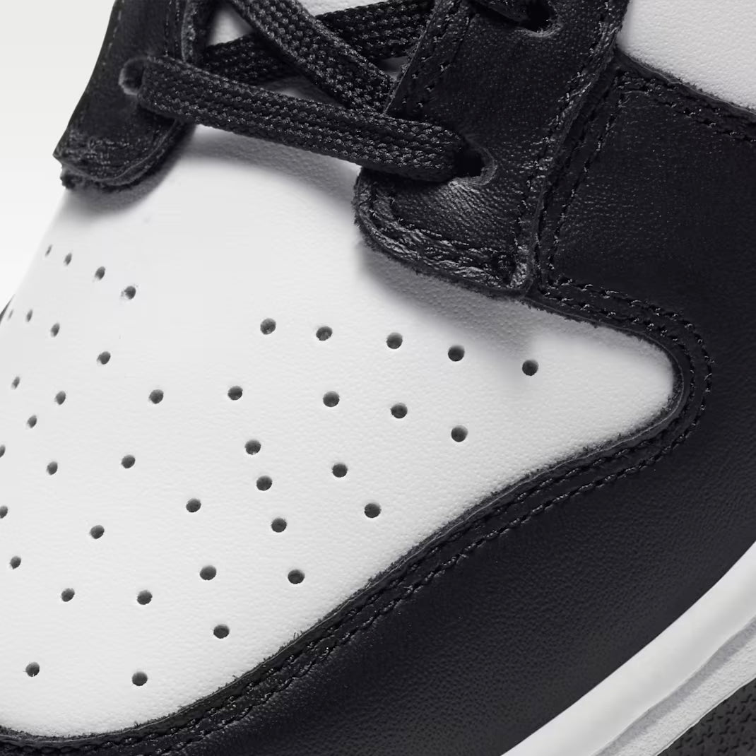 DUNK LOW - White Black